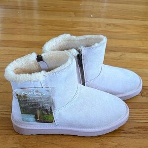 Bearpaw boots Pink Size 7 Brand New